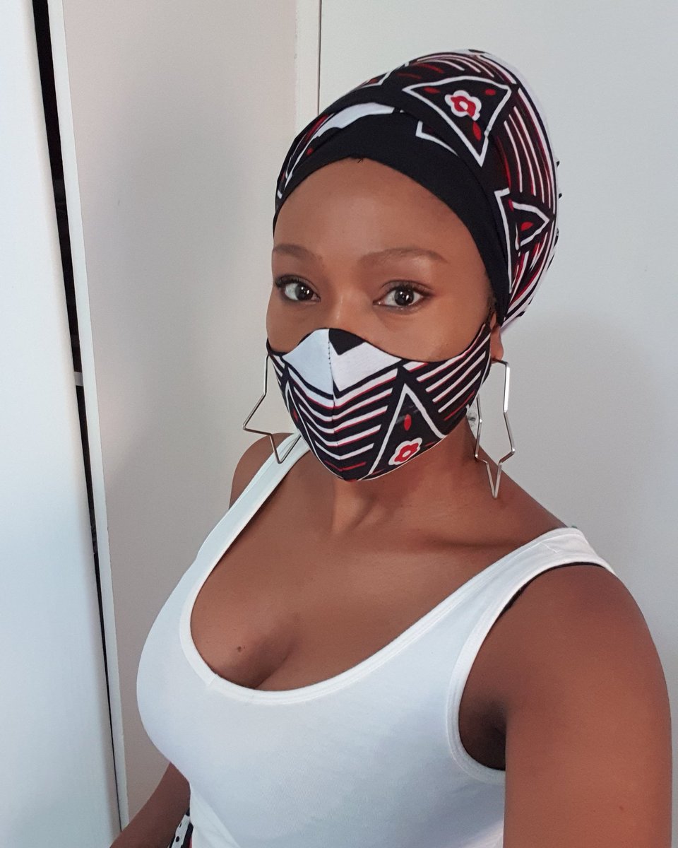 masellomakokwe's tweet photo. Thokozani Bo Gogo/ Mkhulu👏🏾👏🏾👏🏾 Let's stay safe
Let's do the right thing
Let's protect each other
Let's self isolate
Let's help each other
Let's pray for each other
Let's phahlela South Africa👏🏾
#banabamoya
#bornwithagift😇
#honoredmycalling
#badimo
#lesedi🕯#kganya https://t.co/yPJzwebYa5