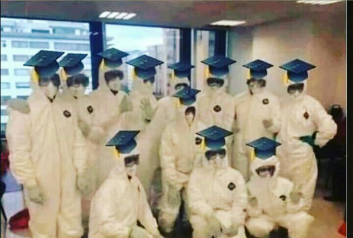 YÖK Başkanı Saraç 
An itibari ile mezun olacakların düşüncesi...