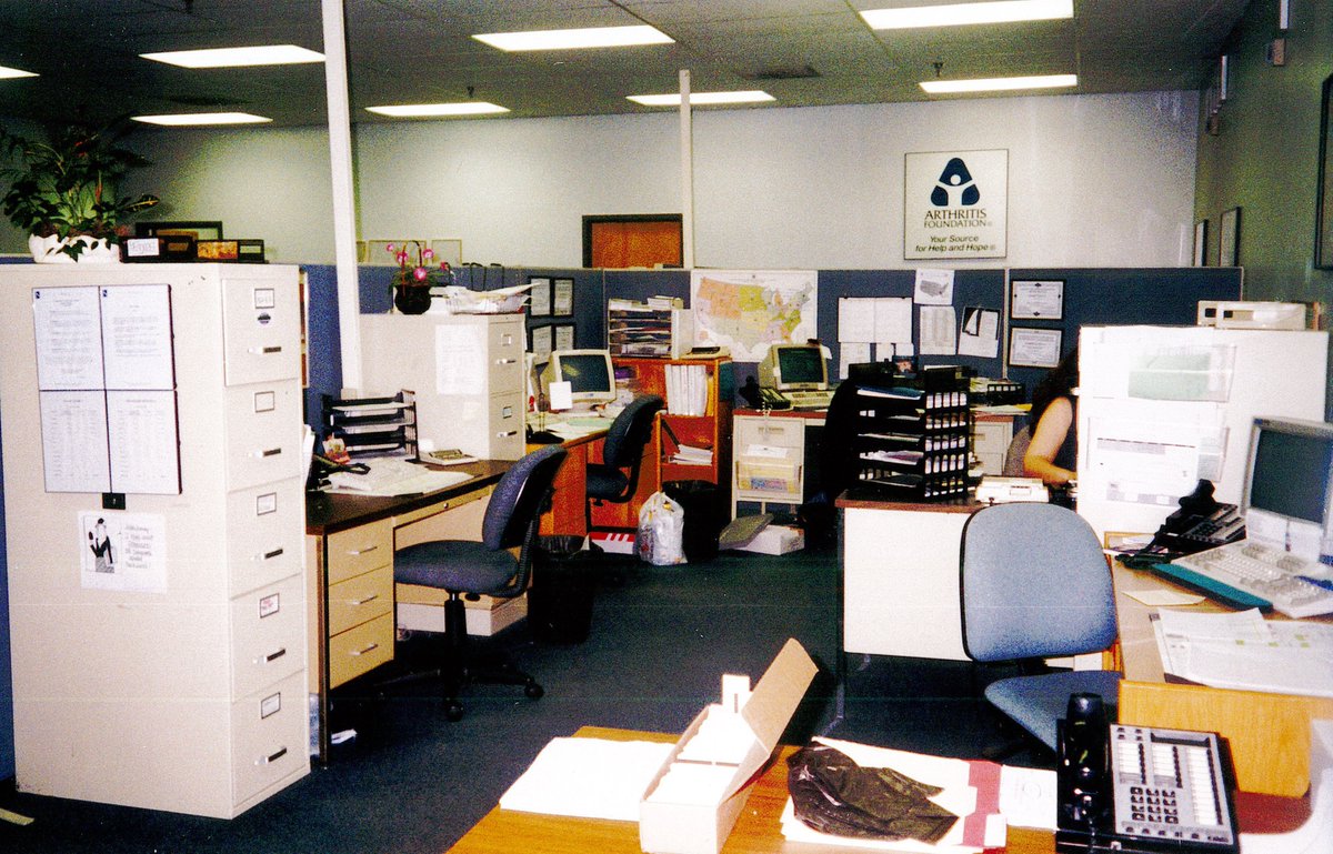 PBDWorldwide's tweet photo. Incentive to go paperless? #ThrowbackThursday https://t.co/Xt4PCkbyzb