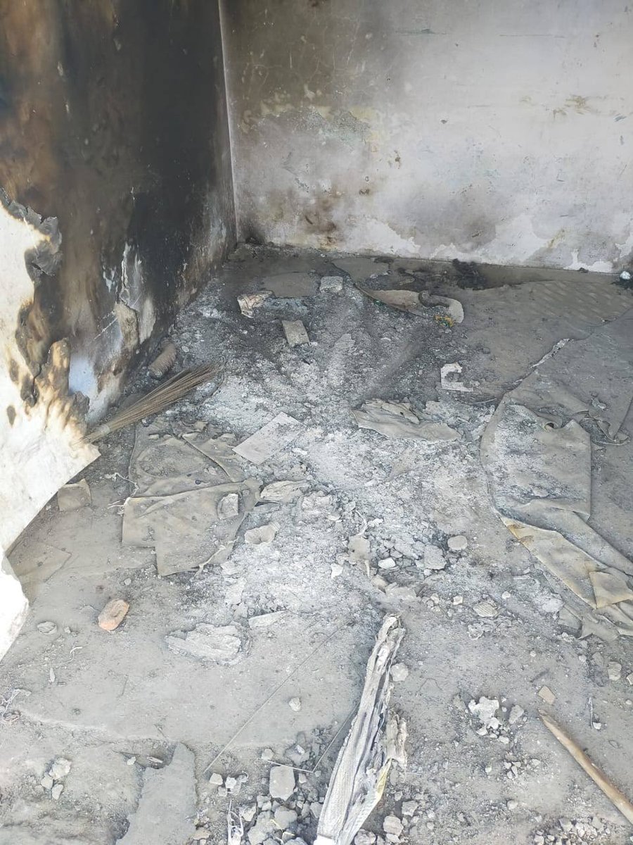 nazmaaman's tweet photo. Now raising for Abdul who started his Pizza Hub,just around three months back with a lot of hope and aspirations. Never had he dreamt,that all his dreams would go up in smoke and ashes within a few months.He has a family of 6 to take care of.Pls help him to rebuild his life again https://t.co/52RVf6X32t