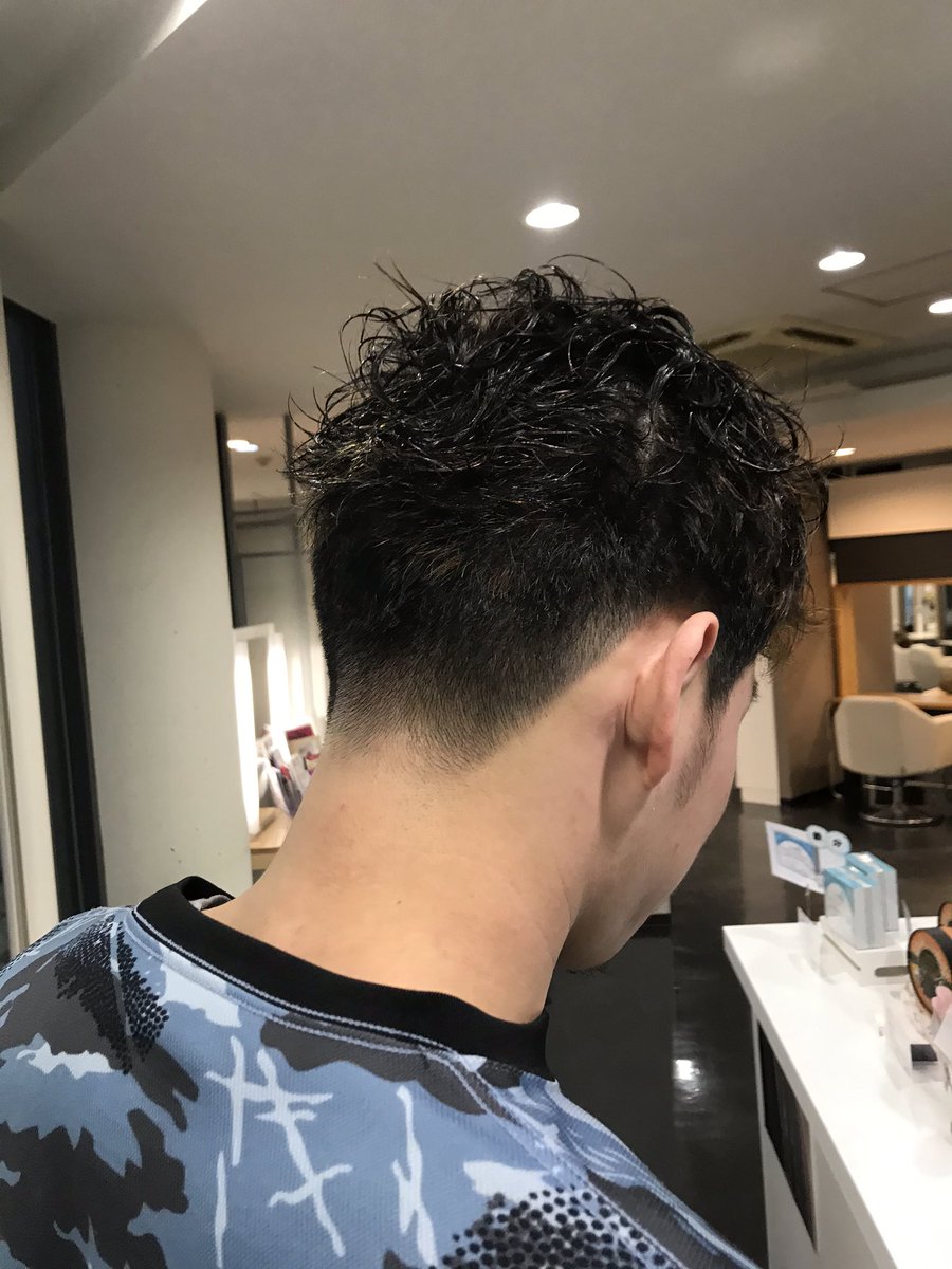 hanayabooster's tweet photo. 岩手ビッグブルズの選手ご来店〜🏀
カラーカットでした！今日も顔出しNG🙅‍♂️頂きました笑
試合再開を祈るばかりですね🏀🏀🏀
#花耶はカットで岩手ビッグブルズを応援しています
#エアロビとバスケの運動神経違う
#マック大好きゆうまくん
#マック我慢のゆうきくん https://t.co/k0MhtlEoQj