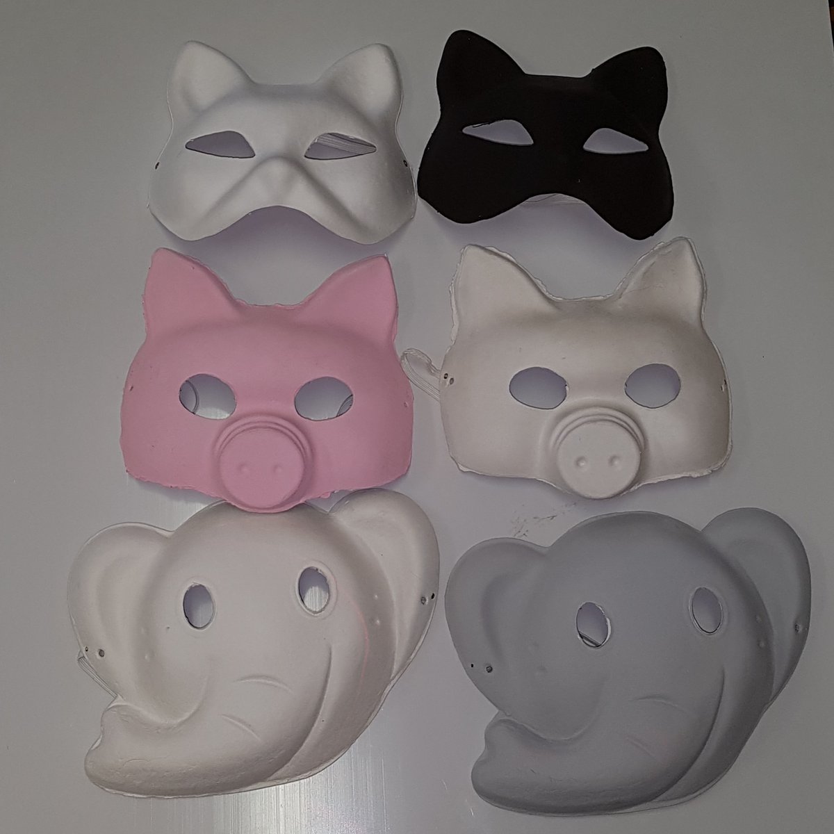 masksandthings's tweet image. #thingstodoathomeforkids #thingstoentertainkids 
#thingsforkids 
#paintyourownmask