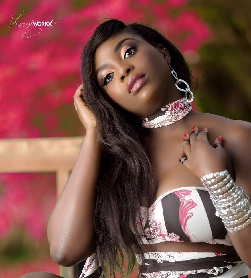ewa_cole's tweet photo. Happy birthday to me THE QUEEN OF AFRO-SOLK πππππΈ
Where do i start from talking about Gods Mercies and grace upon my life. I am a living proof of the existence of the Most High.
#QOAS
#ewacole
#NewEPLoading https://t.co/pkGQZkcWj7