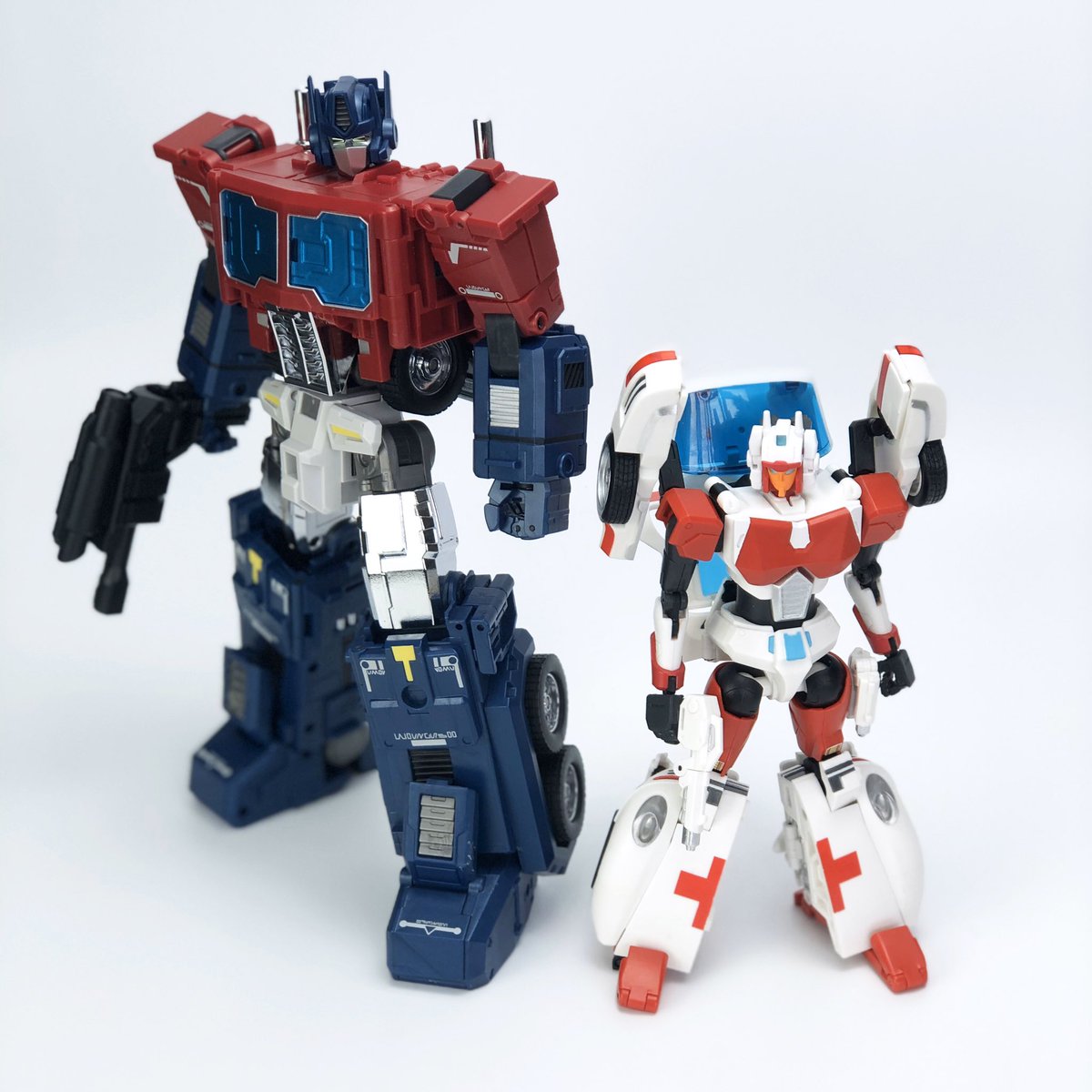 fans_hobby's tweet photo. See size comparison of MB-12 ATHENA with core robot of MB-06 POWER BASER!
#fanshobby #thirdpartytransformers #powerbaser #athena #masterforce #powermaster #ginrai #minerva #juniorheadmasters #juniorheadmaster https://t.co/ZWF5nWdbIs