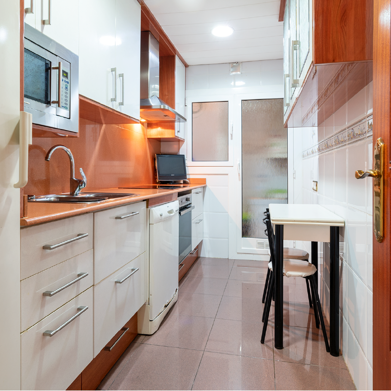 grocasa's tweet photo. La vida está hecha de historias, ¡Comienza la tuya en #Gavá! 🏠
📐90 m2
🛏 4 habitaciones
🚽 2 baños
🚗 Aparcamiento
⬆ Ascensor
Míratelo 😉: https://t.co/bC8nAMAo7U
#ComproPiso #Piso #Hogar #Home #HomeDecor #Decoration #HomeInterior #Barcelona #BCN #Catalunya #BaixLlobregat https://t.co/swLD879mZB