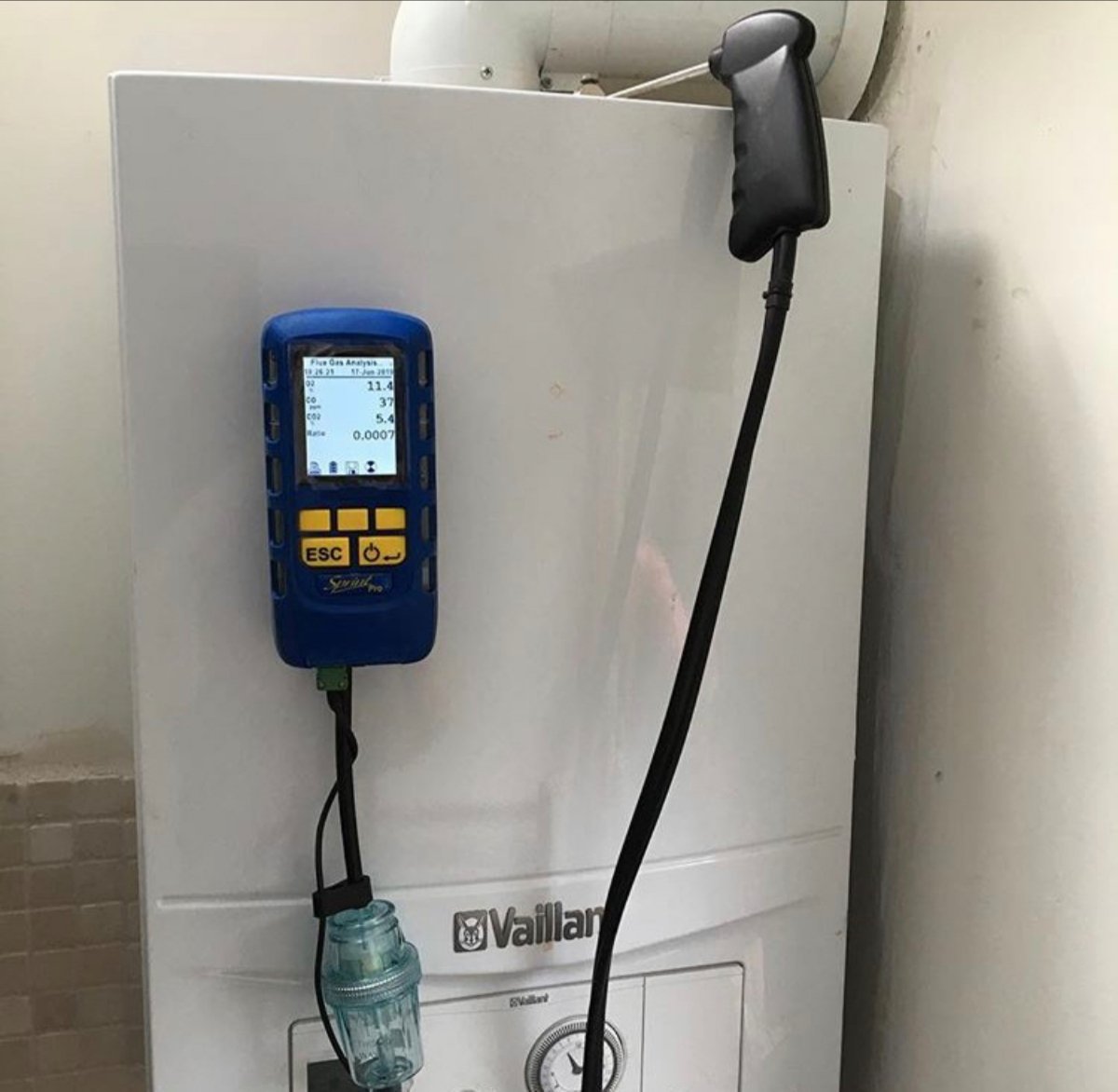 We know the Sprint Pro is the best flue gas analyser range we've ever produced.  In fact we believe it's the best full stop.  Want to find out why, watch this...

youtu.be/Ln5A695gZ4w