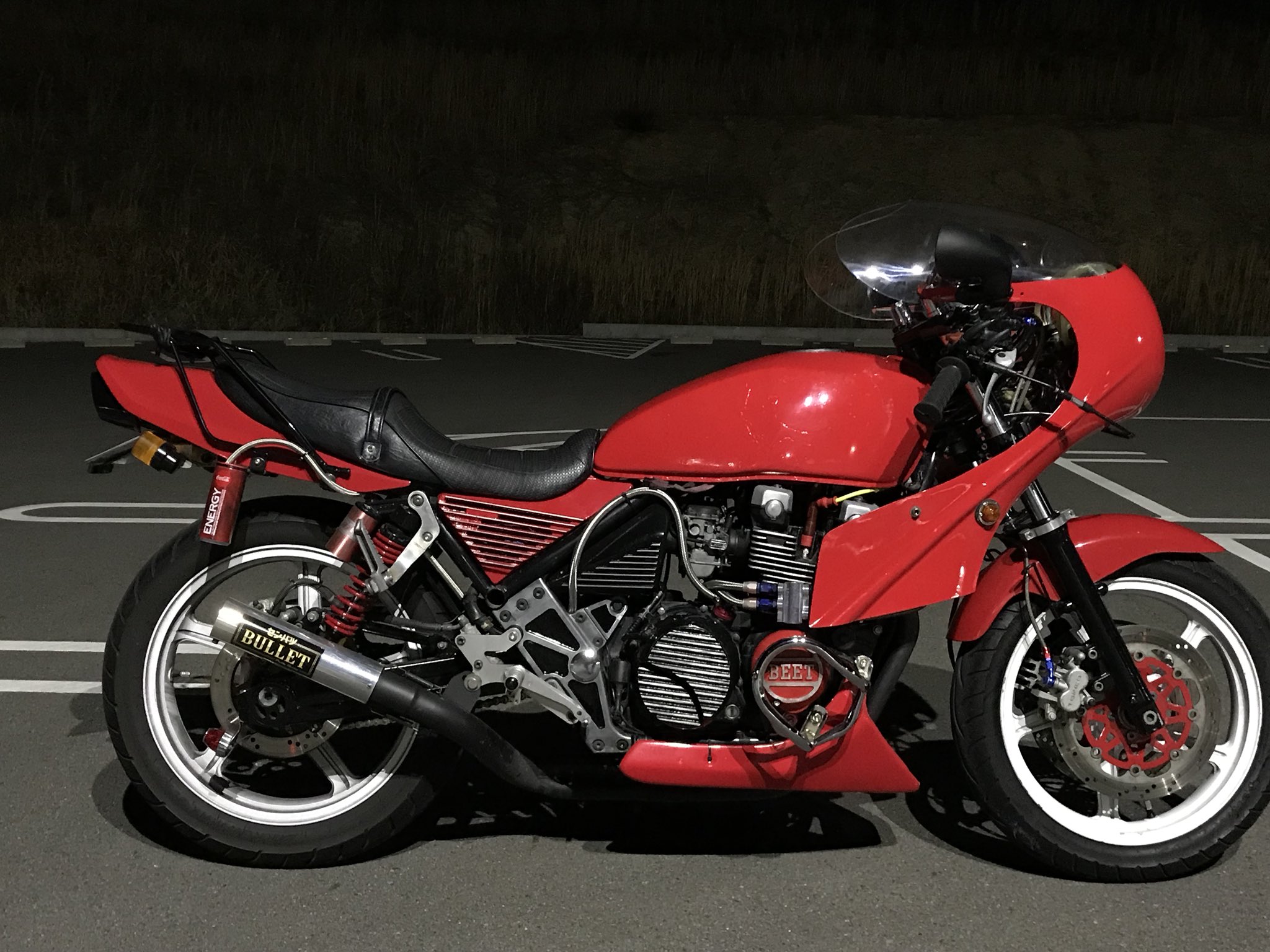 ゼファーχ純正リアキャリア （輸入車はリアキャリアのオプション