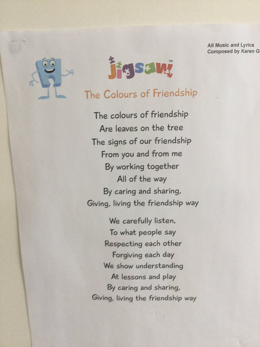 MrsSava00854274's tweet photo. We are missing our wonderful nursery children so very much! Letβs sing a βRainbowβ todayπππππ#frommywindow #StayHomeSaveLives @EYFSDRET1 @EndikePrimary https://t.co/Ron4PMf1iA