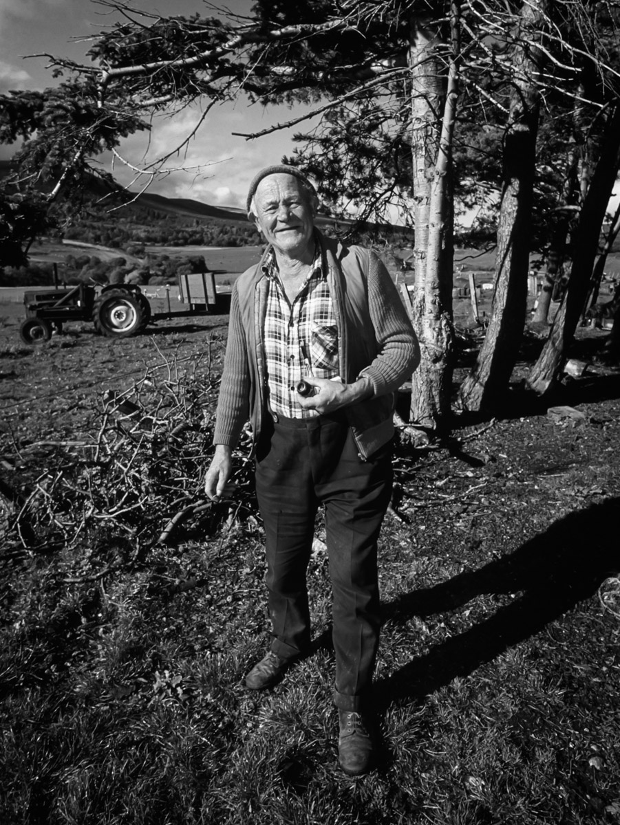 Rob Bain, hill farmer, who lived at Ardoch above Crathie until he sadly died in 2010. I photographed him for a book project featuring hill farmers in the Cairngorms. Rob was a hoot and we'd a grand afternoon blethering. 1/2 #WeAreHighlandsAndIslands  #TheHillsAreAlwaysHere