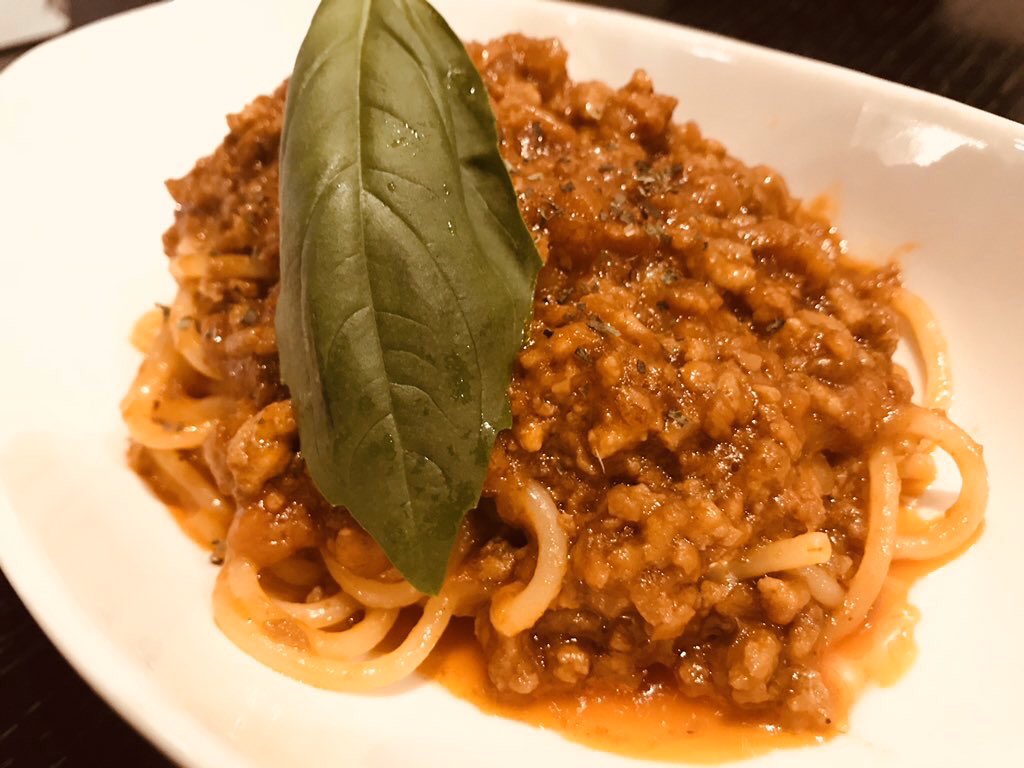 MusicDining_ark's tweet photo. 【本日のark】
arkカレーの日！
めろんさん仕込みの野菜たっぷりスープカレーと人気のバターチキンカレーがおトクに！カレーでおいしく元気に！！
今日も元気にarkでお待ちしてます！！ https://t.co/9wlAEhGT9s