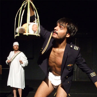 Gaurko proposamena <a href="/atxteatroa/">ATX Teatroa</a> ren "arren ganbara eta emeen sotoa" gure <a href="/esagardoy/">Eneko Sagardoy</a> k aktore profesinal gisa egindako lehenengotariko lana. eskerrik asko <a href="/atxteatroa/">ATX Teatroa</a> zuen lana partekatzeko aukeragatik, eta zuri etxean geratzeagatik  #etxeangeratu 

youtube.com/watch?v=2wWtMD…