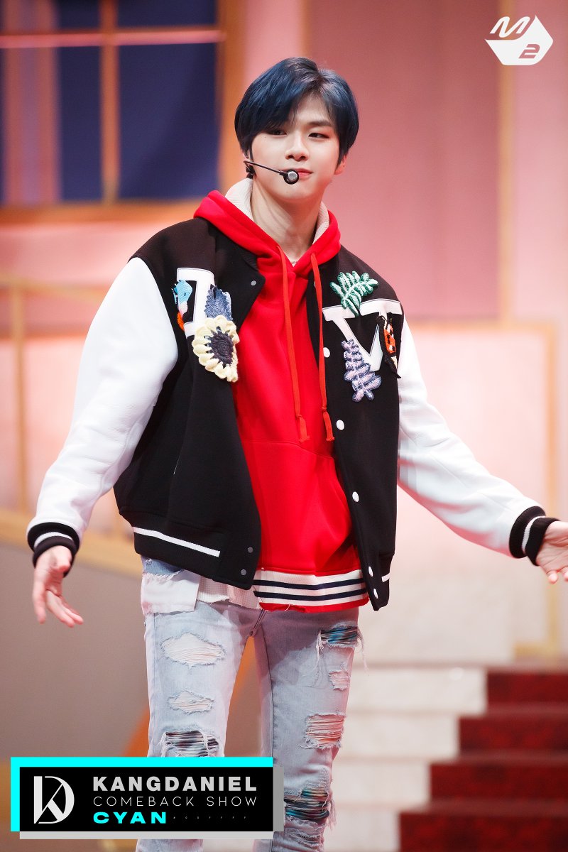 M2MPD's tweet photo. [📸] 강다니엘(KANGDANIEL) - 2U | KANGDANIEL COMEBACK SHOW CYAN

▶ https://t.co/5tRVvFcgKj

#강다니엘 #KANGDANIEL
#CYAN @konnect_danielk https://t.co/1yLndGlGK0