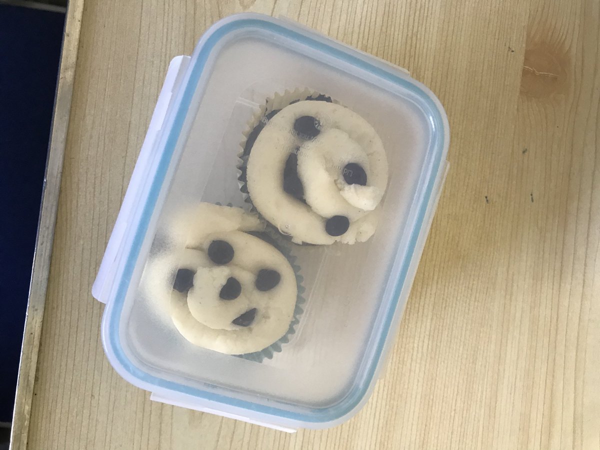 timogams's tweet photo. Covid19 party pack of cakes 😁 https://t.co/nhs8VRu8nP