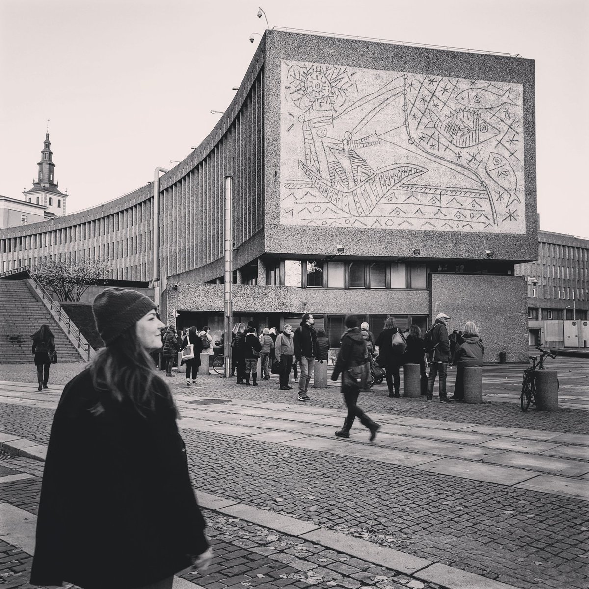 hbreivikkhan's tweet photo. LIVE stream from the Oslo Courthouse. National Association of Norwegian Architects (& others) vs. the State (Norwegian Ministry of Local Government & Regional Development) Petition for a temporary injunction to stop the demolition of the Y-block
#yblock #yblokka https://t.co/Z4d5PU1TxX