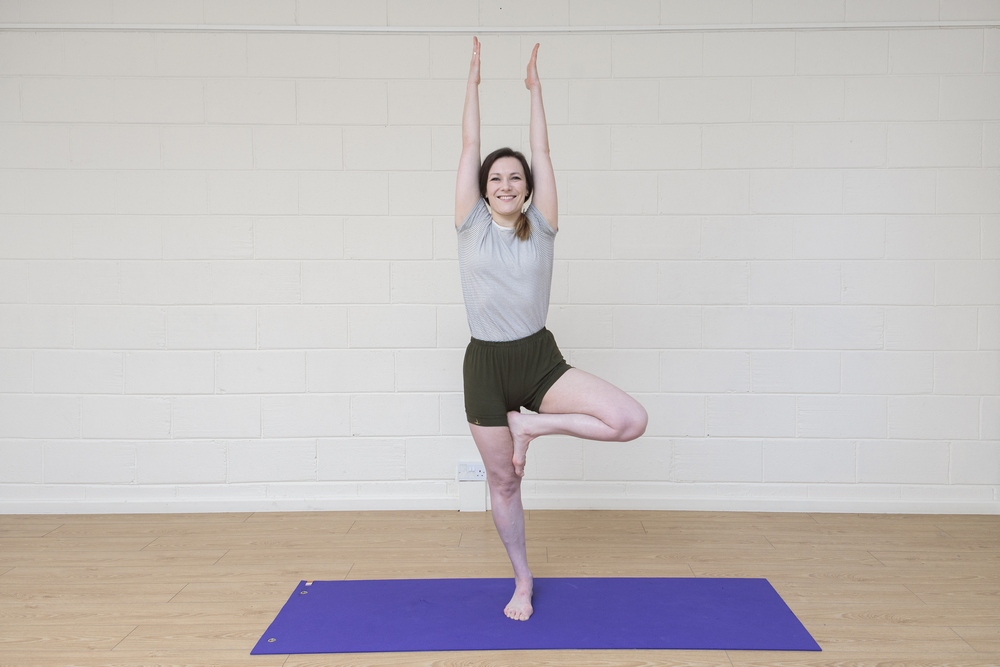 MaitriStudio's tweet photo. A little standing sequence - how are these poses related? Similarities, differences? What happens if you practice them in a different order? How is the breath? Where is the breath? Does one pose help prepare the hips/legs/spine/breath for the next? 

Endless possibilities :) https://t.co/WjpQDqPFuZ