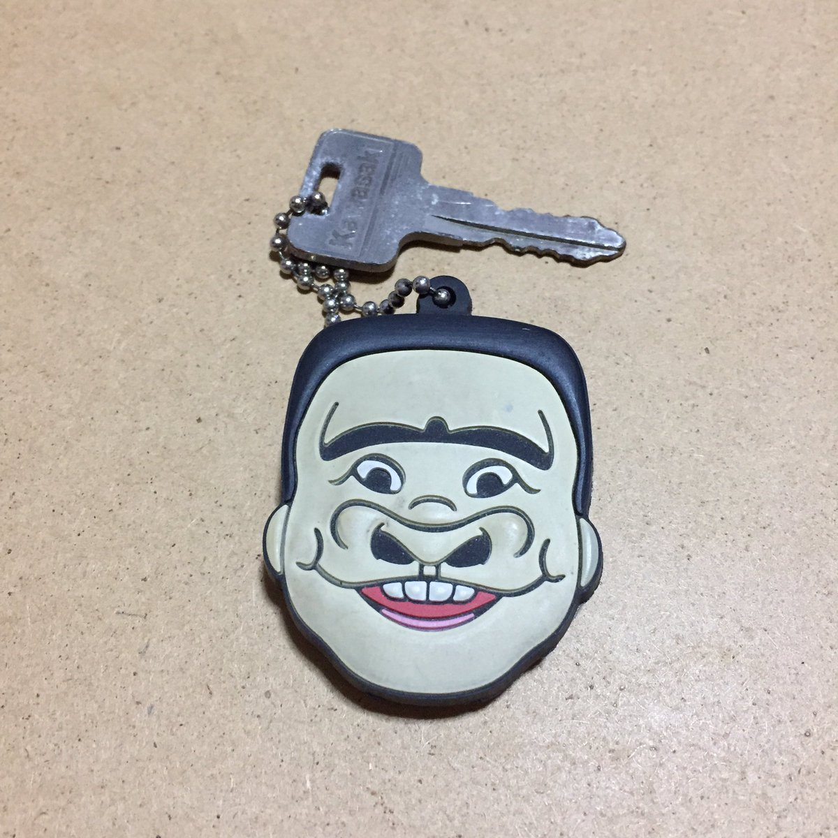 異次元の豚バラ ゴリ男キーキャップも買ってんねんぞぉ コラァァ 余談ですけど これキーが奥まで入らんから車に差しても 回らないです ストラップとして使うしかない アメトーーク 異次元の豚バラ ゴリ男キーキャップも買ってんねんぞぉ コラァァ 余談ですけど これキーが奥まで入らんから車に差しても 回らないです ストラップとして使うしかない アメトーーク