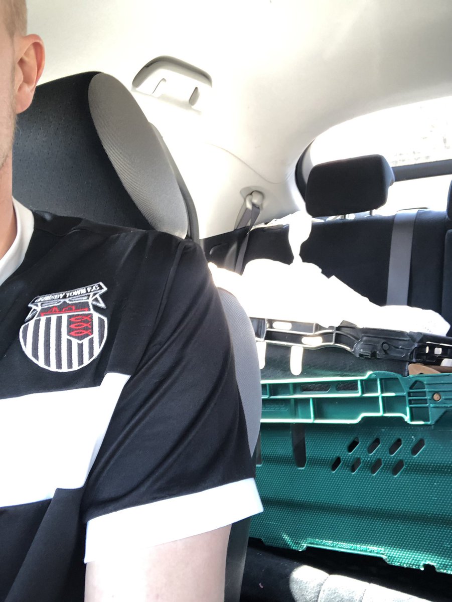 GT_Found's tweet image. 🚚🥙 Today staff have been out delivering food to elderly for Age UK &amp;amp; Fresh Start meals &amp;amp; care 

We have a mini bus and staff so if anyone else out there needs help locally let us know and we will see what we can do! #AllTownAreWe #COVID2019 @officialgtfc #GTFC @EFLTrust