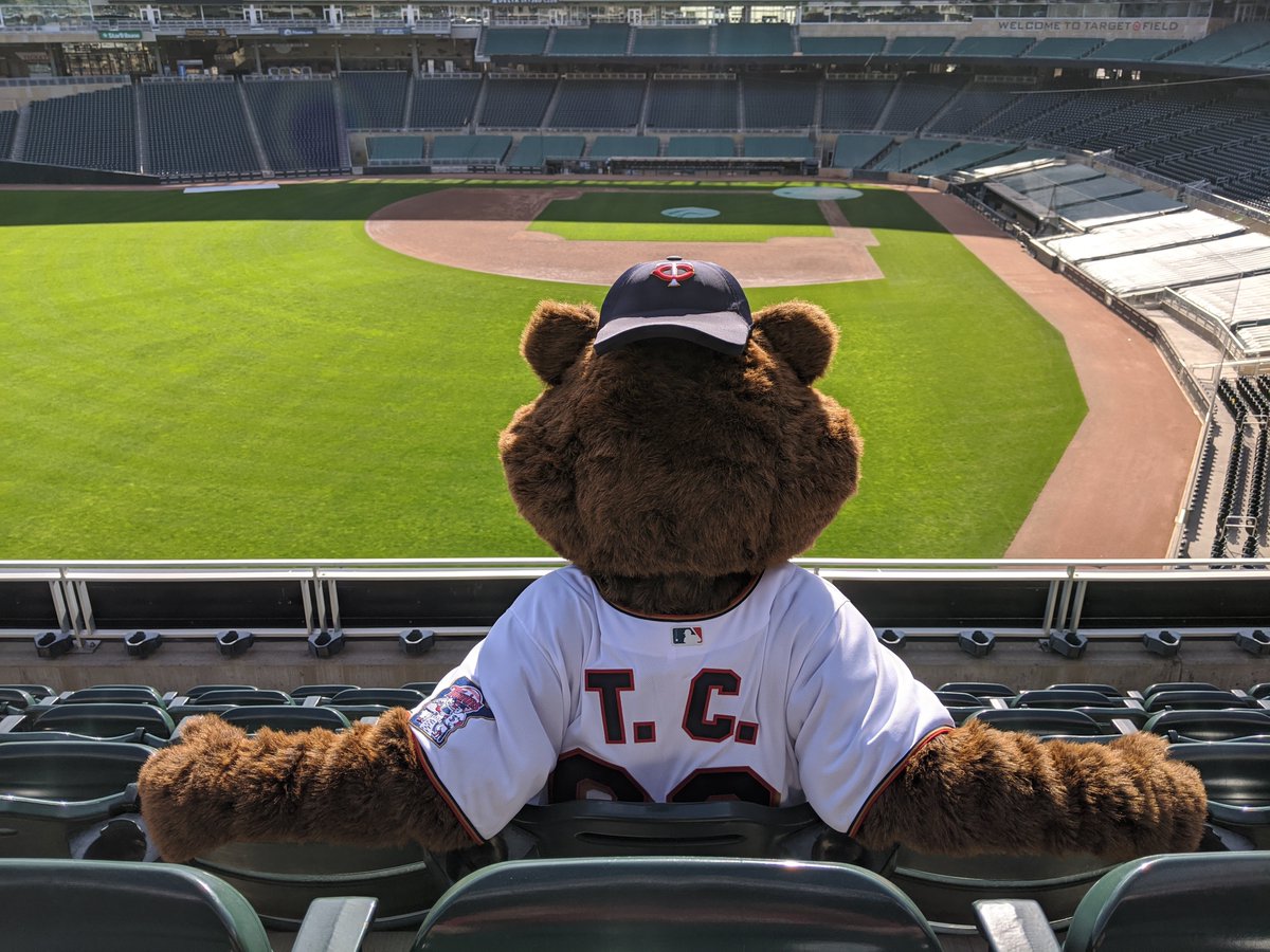 TC_00's tweet photo. Enjoy #OpeningDayAtHome. I've got your seats saved for you when we're back. https://t.co/P3rzSb1QJe