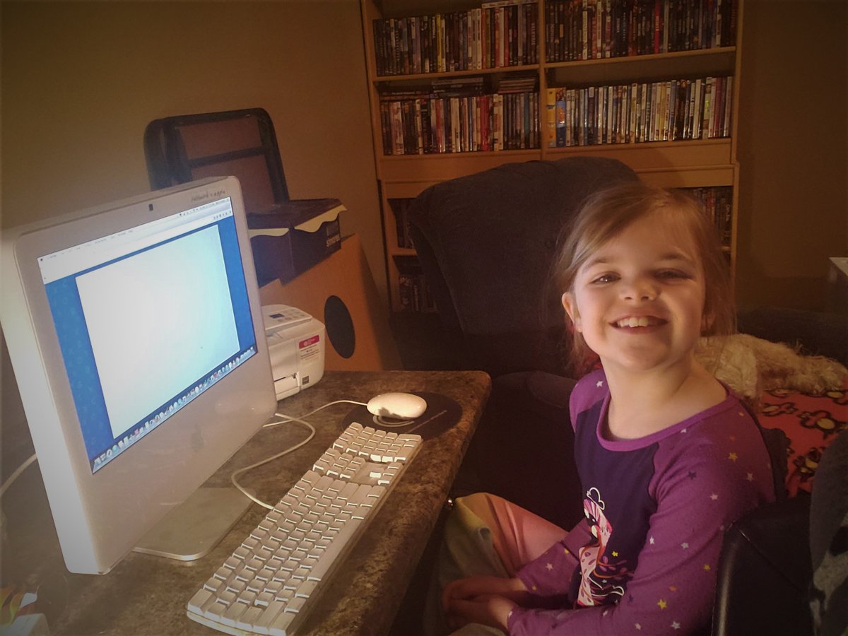 MSUMMelissaO's tweet photo. Now sharing a desk with my hardworking new co-worker!  ❤️the online learning Sabrina is taking advantage of through @ABCmouse!  #StayHomeMN #WorkFromHome https://t.co/vQDSAVv9bY