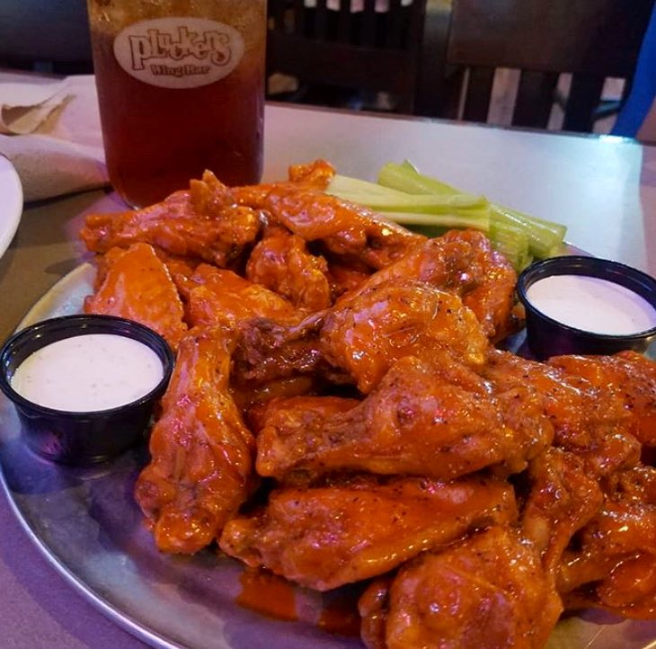 Houston Astros (@astros) on Twitter photo A future lunch on <a href="/Pluckers/">Pluckers Wing Bar</a>, just RETWEET to win!
#OpeningDayAtHome #ForTheH
Photo via <a href="/Pluckers/">Pluckers Wing Bar</a> A future lunch on <a href="/Pluckers/">Pluckers Wing Bar</a>, just RETWEET to win!
#OpeningDayAtHome #ForTheH
Photo via <a href="/Pluckers/">Pluckers Wing Bar</a>