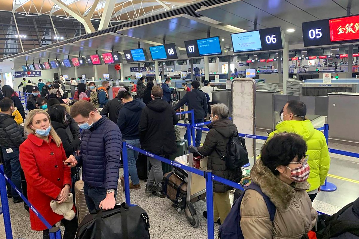 CGTNOfficial's tweet photo. #BREAKING #China to halt entry of foreigners holding Chinese visa or residence permit from March 28 until further notice as part of efforts to contain #COVID19 based on a practice adopted by multiple countries, China's Foreign Ministry announced Thursday https://t.co/qkahEJzqy5