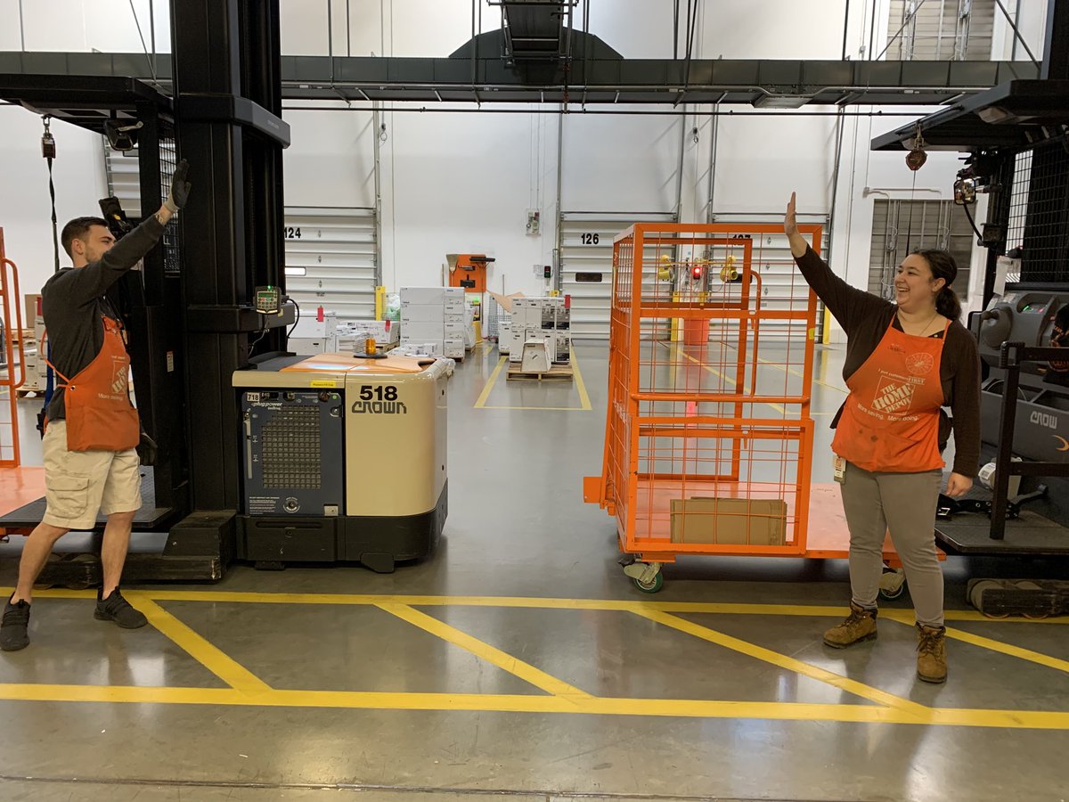Social distancing? No problem! Recognition is live and well. High five! ⁦<a href="/TroyDFC6707/">THD DFC #6707</a>⁩ ⁦@JohnKossick⁩ ⁦<a href="/SMeyerTHD/">Saige M</a>⁩