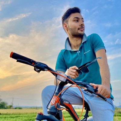 imakashpanwar's tweet photo. #NewProfilePic https://t.co/9kNT8AxehG
