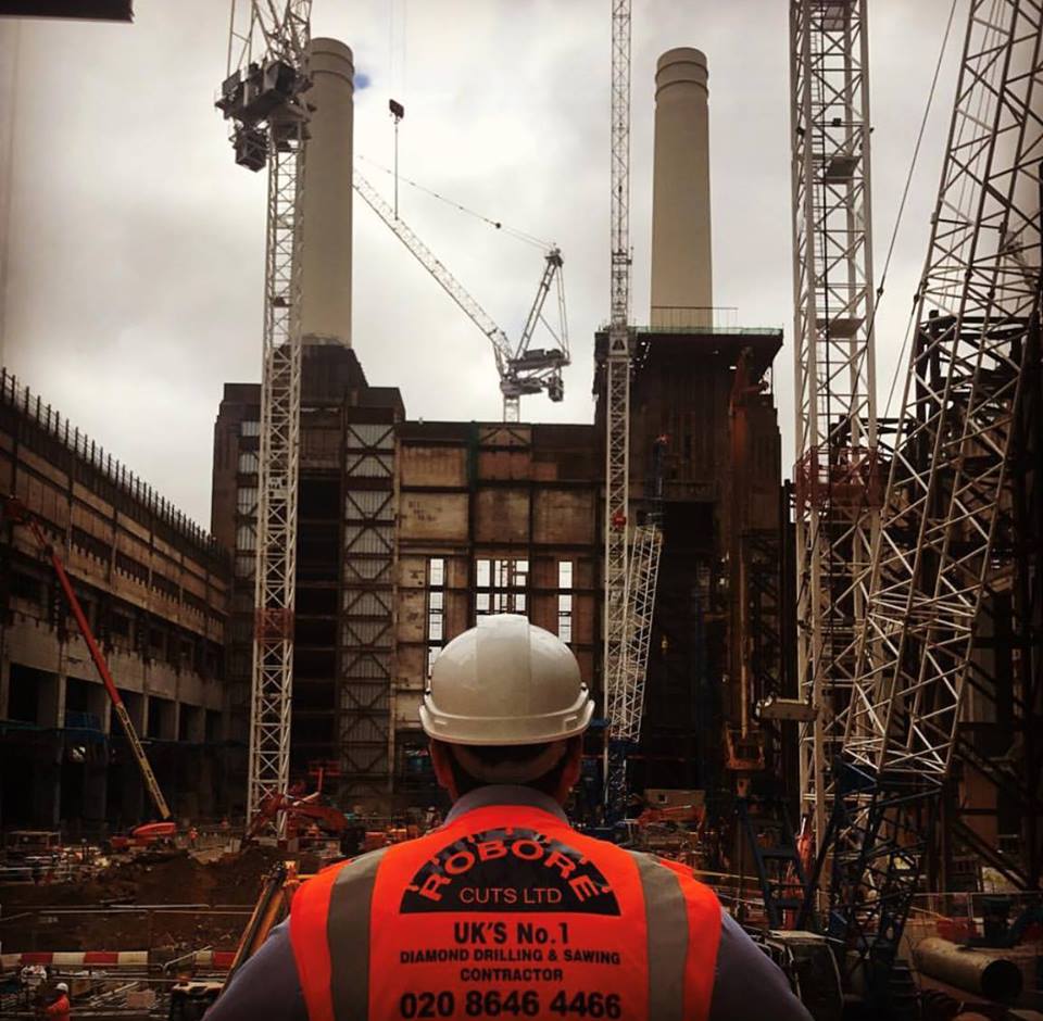 #TBT Throwing it back a couple of years when #Robore were carrying out various works at the iconic Battersea Power Station.

#Construction #DiamondDrilling #ConcreteCutting #ControlledDemolition #PassiveFireProtection #Demolition

robore.com