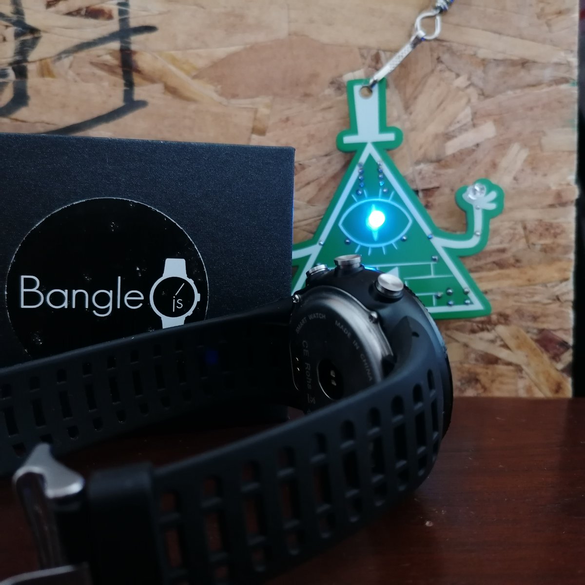 bill_the_badge's tweet photo. Thank you, @Espruino! Now #billbadge has something new to play with! The easy way to #StaySafeAtHome https://t.co/XQhsd781ub