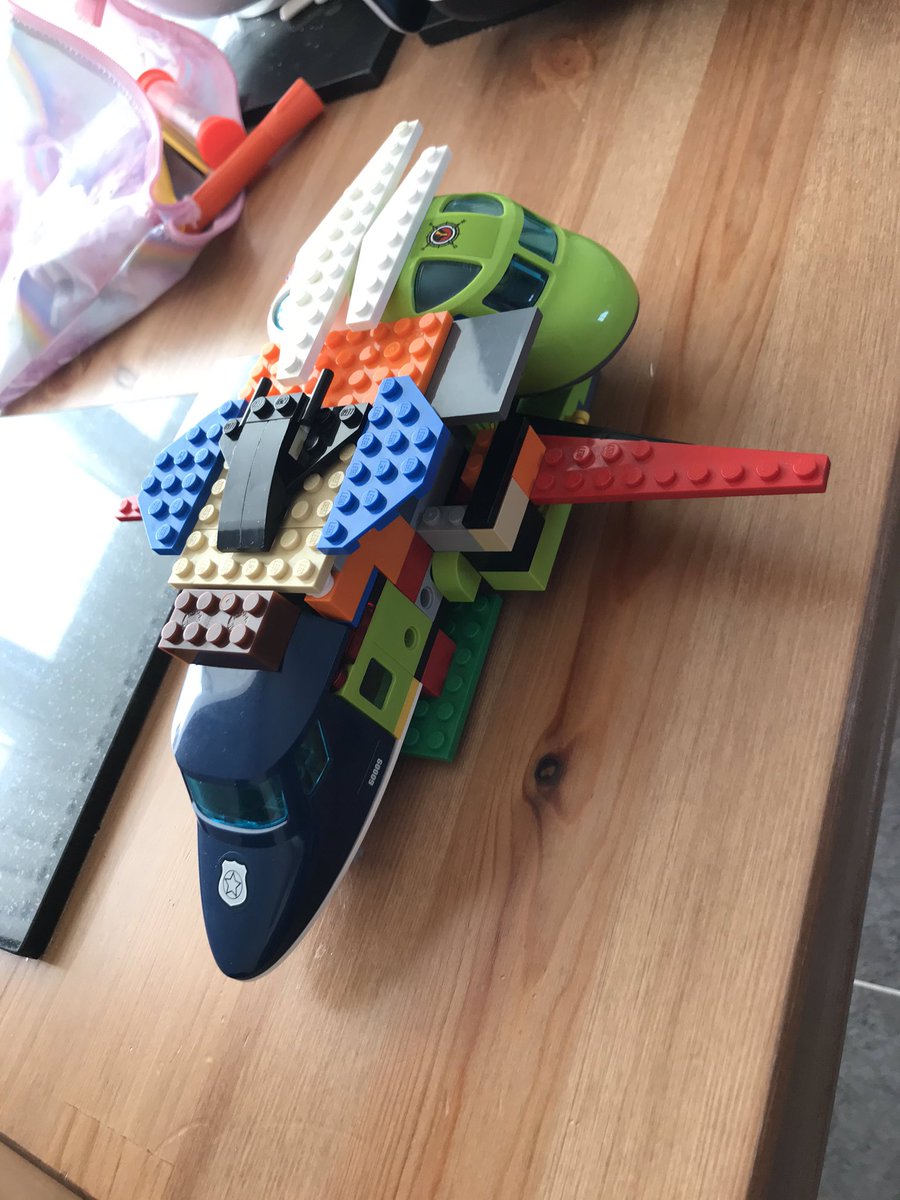 x_xnatx_x's tweet photo. @ysgolbrynhedydd #3PN #6CJ #whiterosemaths, a book review, drawing and getting creative with Lego. Just a few of the many things we have worked on this week. #tryingtimes #icouldnotbeateacher https://t.co/N1PxlhhWHh