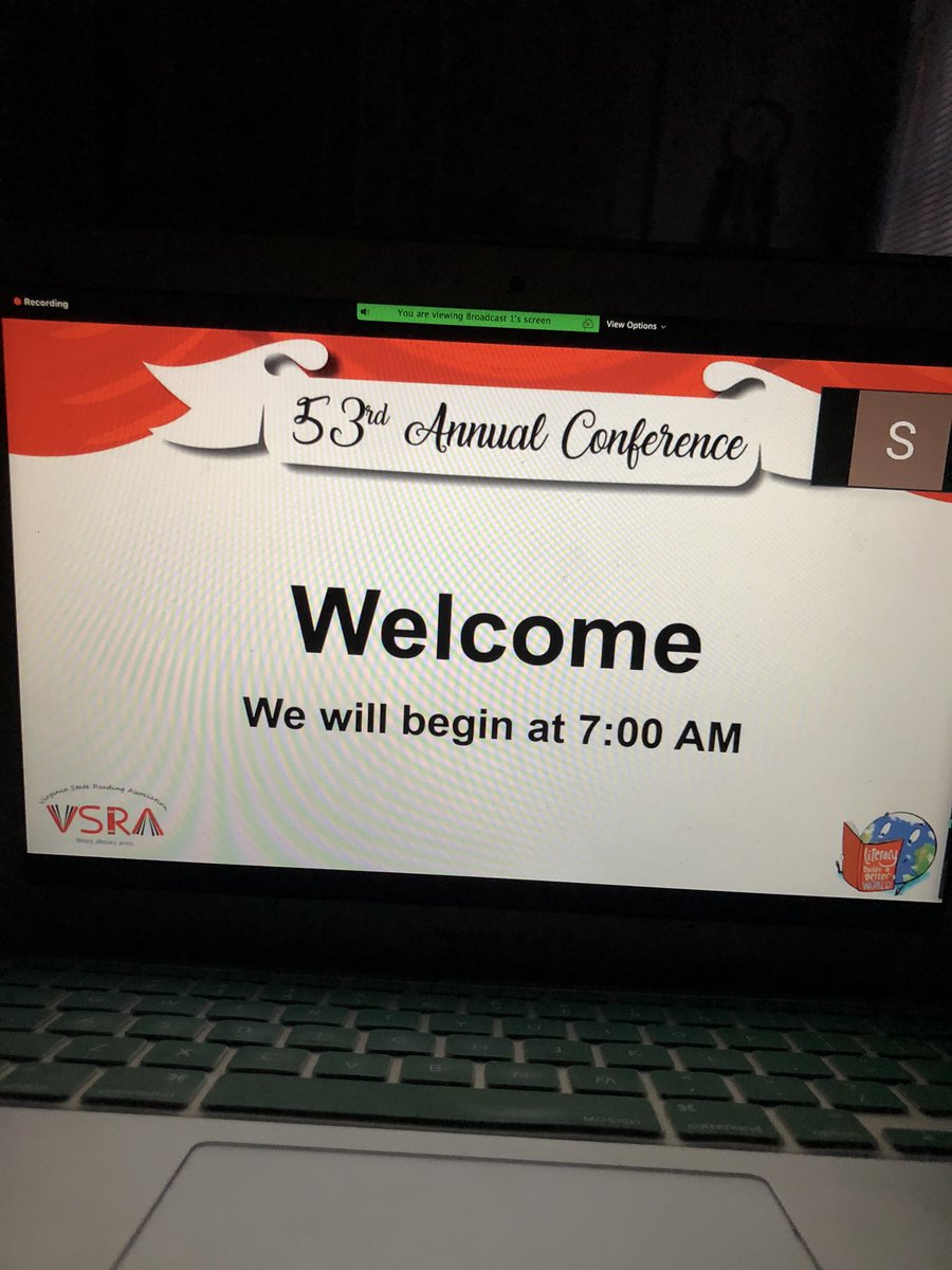 Ms_Kilgore3's tweet photo. Another Reading Conference in my pjs! Excited for a full day of learning @VSRAToday #RPSLearningTogether https://t.co/fFgDpdkArA