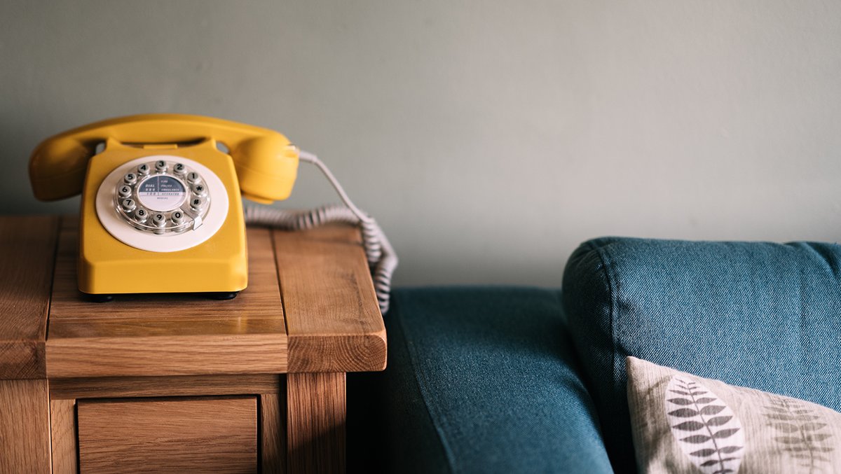 ARTE_Radio's tweet photo. WANTED 📢 Participez à notre prochain #podcast en nous envoyant vos messages vocaux d'https://t.co/134SBHvpjt, parents, amis, patron, collègues, voisins, médecin, livreur… reçus pendant le confinement. Mode d'emploi pour vous aider à les récupérer 🗣
👉 https://t.co/E6WibmmHuN https://t.co/ZD4AvEYNR2