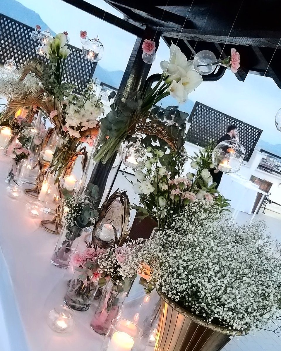 Ritorneremo più forti di prima...
#andratuttobene 🇮🇹
#iorestoacasa 
#party
#weddingcampania 
#wedding #weddingnapoli 
#weddingdesign 
#weddingplannernapoli
#weddingplanner