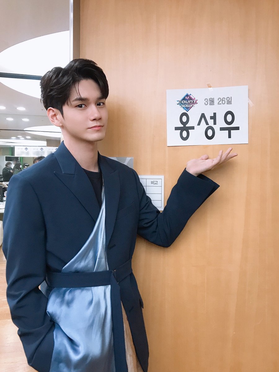 옹성우(ONG SEONG WU) tweet media