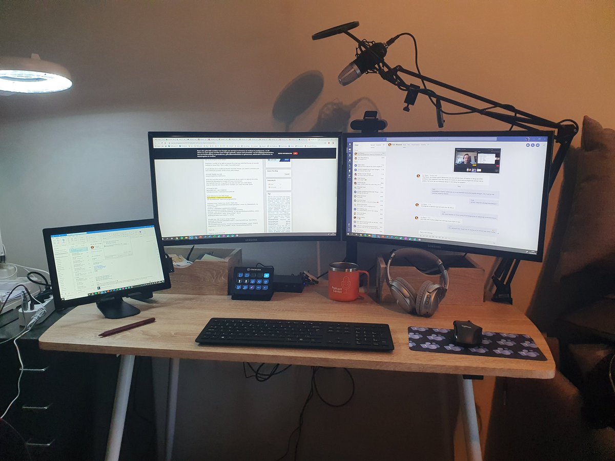 marijnsomers's tweet photo. Sometimes I am just a big IT idiot.. after complaining for weeks that my 3 screen monitor is failing me and is acting up.. I decided to update the video drivers of my Surface and lo and behold... Nirvana. #screwdup https://t.co/g4nIuHwdvQ