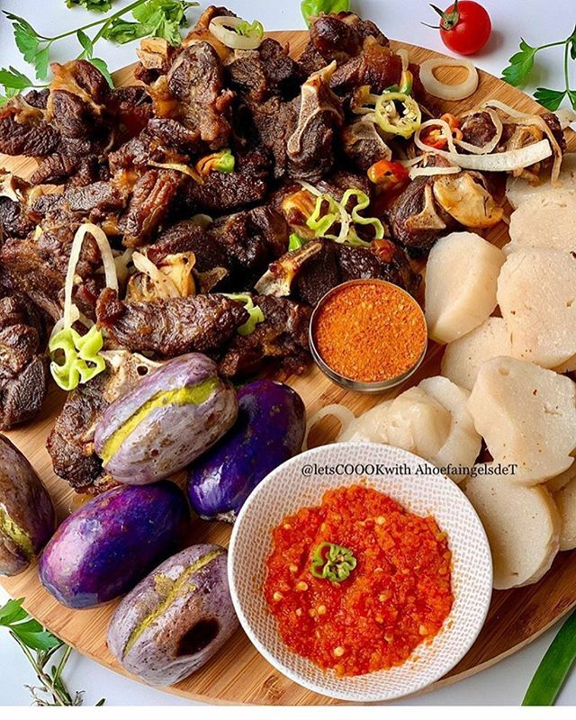 Made by @letscoookwith_ahoefaingelsdet 😋😋😋 #foodpicture #food #yummy #soulfood #africanfood #healthyfood #foodie #nigerianfood #beautifulcuisines #foodie #healthfood #pic #pictureoffood #clicknchop #foodblog #westafrica #9jafood  #foodstagram #blogge… ift.tt/2yaQWTP