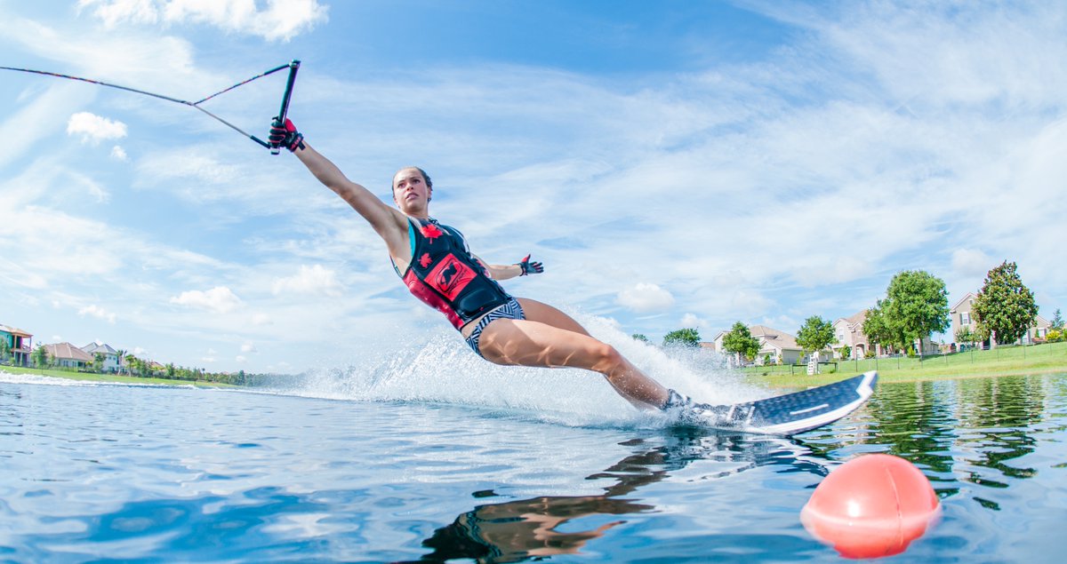 If you are stuck inside, you can still dream of blue sky, calm water and looking forward to reaching out again. #weskireflex 😎🙋‍♀️😊