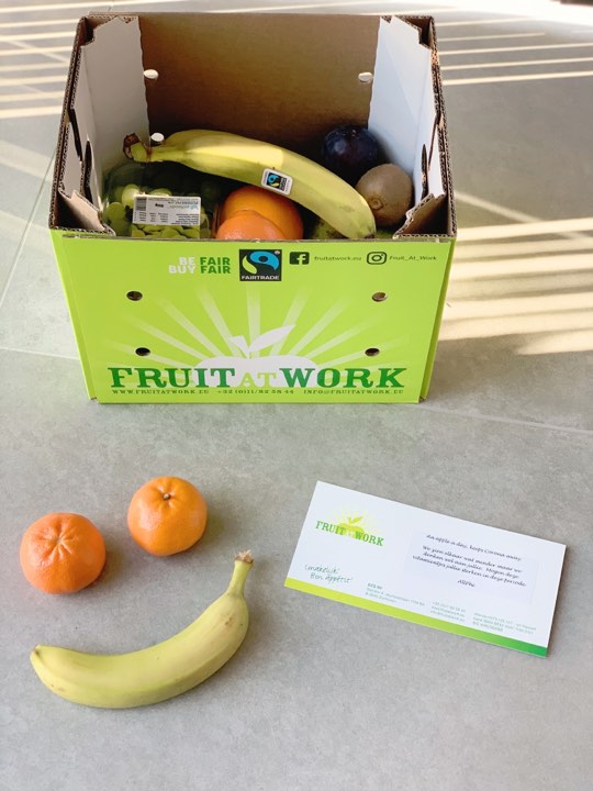 AllPhi's tweet photo. Gisteren kregen al onze collegaโs een vitamineboost aan huis geleverd ๐ฅ๐
Op deze manier willen we iedereen bedanken voor hun inzet ๐ช in deze moeilijke periode รฉn iedereen een goede gezondheid toewensen!
Met dank aan Fruit At Work !
#AllPhi #samensterk #corona #topteam https://t.co/5HNfI7ewRk