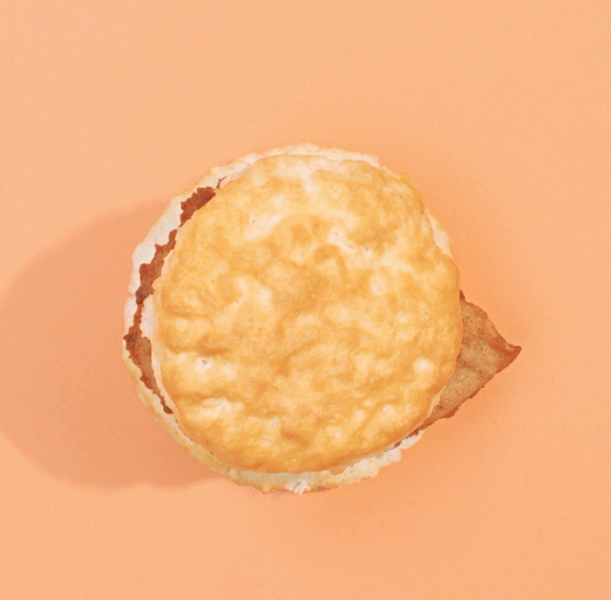cfa_collegest's tweet photo. Tired of having the same thing for breakfast? Switch it up by stopping by Chick-fil-A today! 
#Thursday #EggWhiteGrill #FruitCup #Coffee #Decaf #ChickenBiscuit #OrangeJuice #FrostedCoffee #Minis #Hashbrowns #HashbrownScramble #Burrito #Bowl #Parfait #ChickfilA #Beaumont #Friends https://t.co/e78ApmKJ0S
