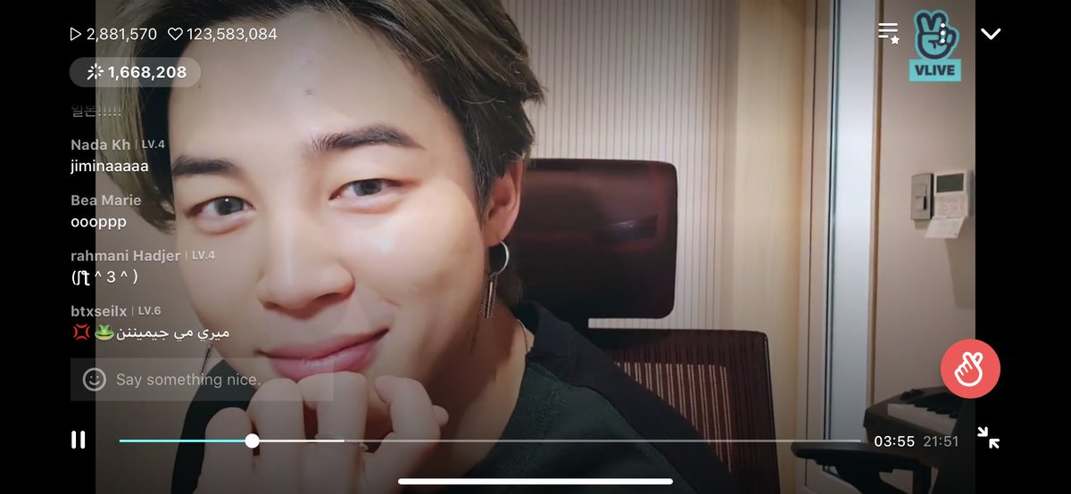 fog244's tweet photo. @shanicxzytae @rmcoruscate @blackxagustd Here are a few, it was sadly 😴 here and I got last mins of this great surprise 👍💜 #mademydayjimin that fact that smile that voice gold #JIMINGOLD #JIMIN :-) https://t.co/Kg38iVAl5L