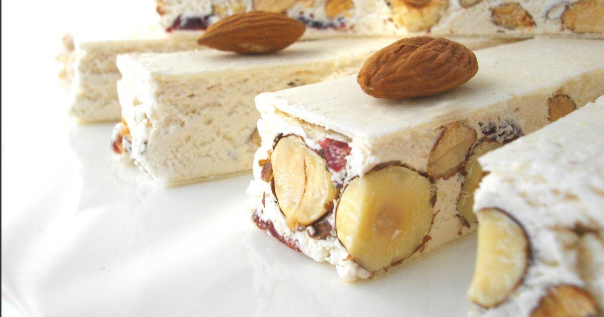 StandardClubChi's tweet photo. National Nougat Day! https://t.co/7lW5cUIRhg