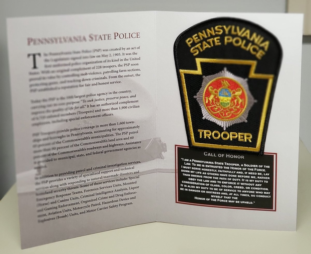 PSPTroopNPIO's tweet photo. 🚨Patchbook Giveaway🚨  
In order to spread some positivity during these times, I will be giving away 3 PSP patchbooks 👮🏻‍♂️  Rules:
✅Like
✅Follow
✅retweet with favorite GIF
Winners announced Friday at 10 AM. Good luck!
#Patchbook #giveaway #StayAtHome #staypositive #Trooper https://t.co/FjKhKWrClq