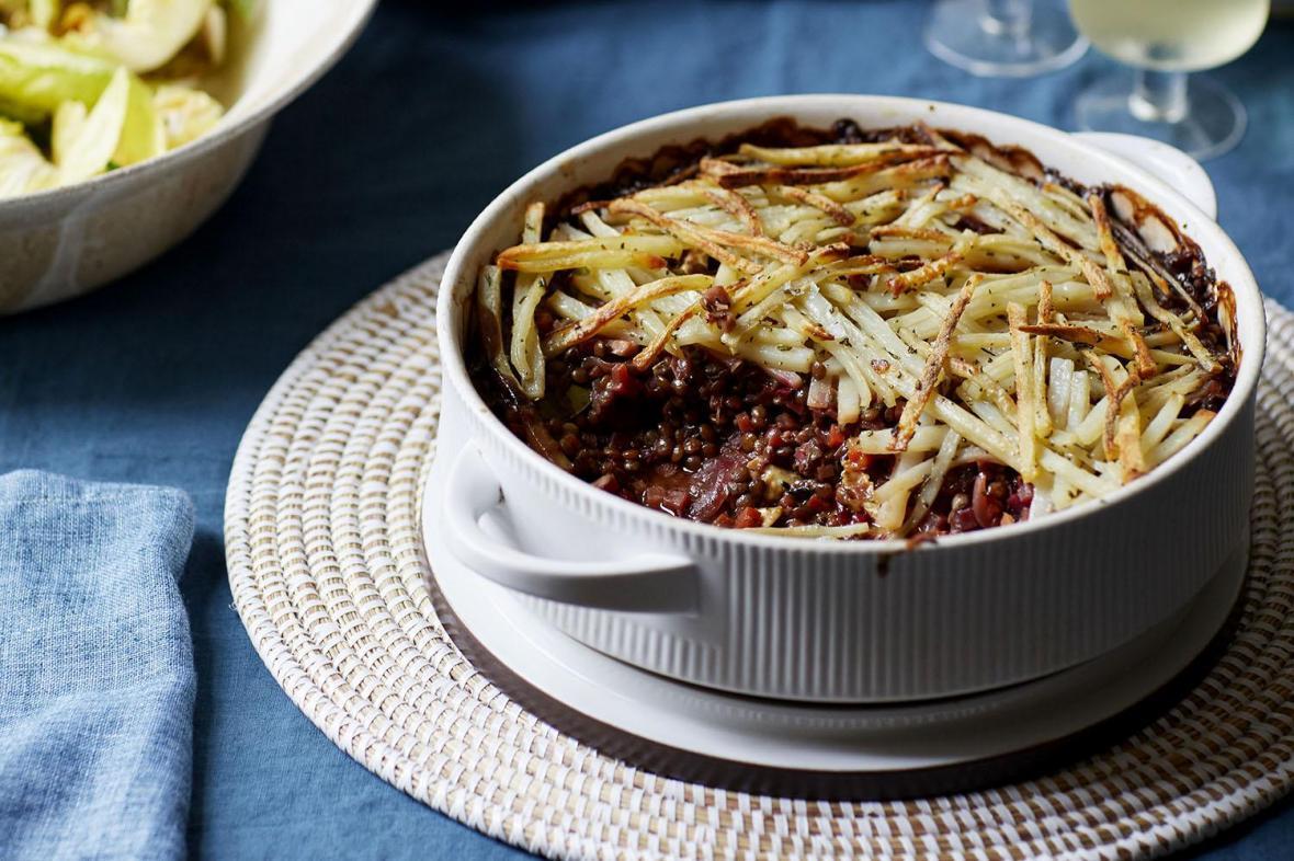 Tonight's one-pot: @rosiefoodie's lentil, cheese and crispy potato pie 😋 thetimes.co.uk/past-six-days/…
