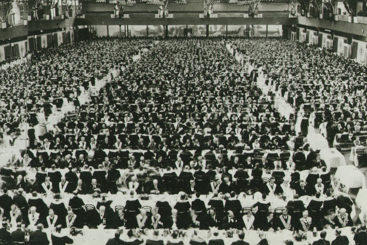 MuseumFreemason's tweet photo. It was the biggest crowdfunding project of its time and aimed to raise £1,000,000 to build the Masonic Peace Memorial Building, or as we know it today, @FreemasonsHall. Take some time today to learn about this amazing show of solidarity 👉 https://t.co/TupVZDGYQZ
#StayAtHome https://t.co/ePq1WmkFRG