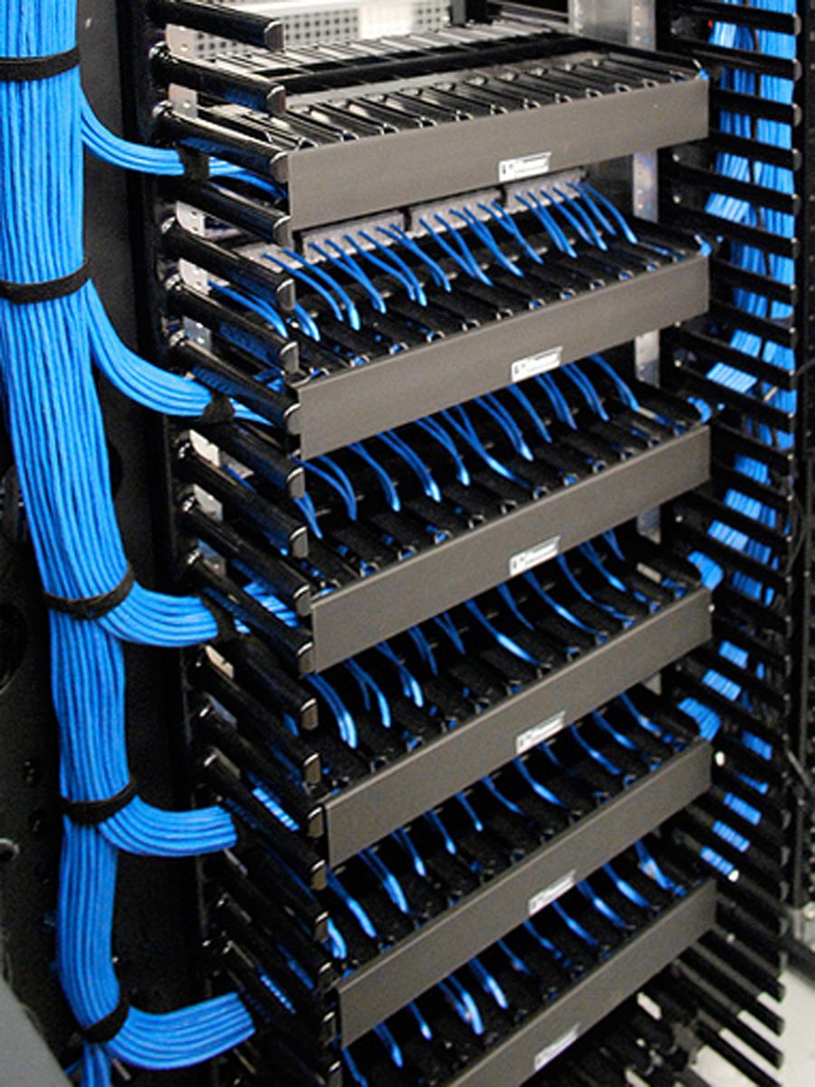 DataStream_doo's tweet image. @DataStream_doo  perfect server room cabling.... datastream.hr