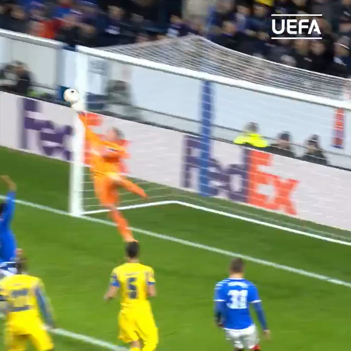 Happy Birthday Allan McGregor. 