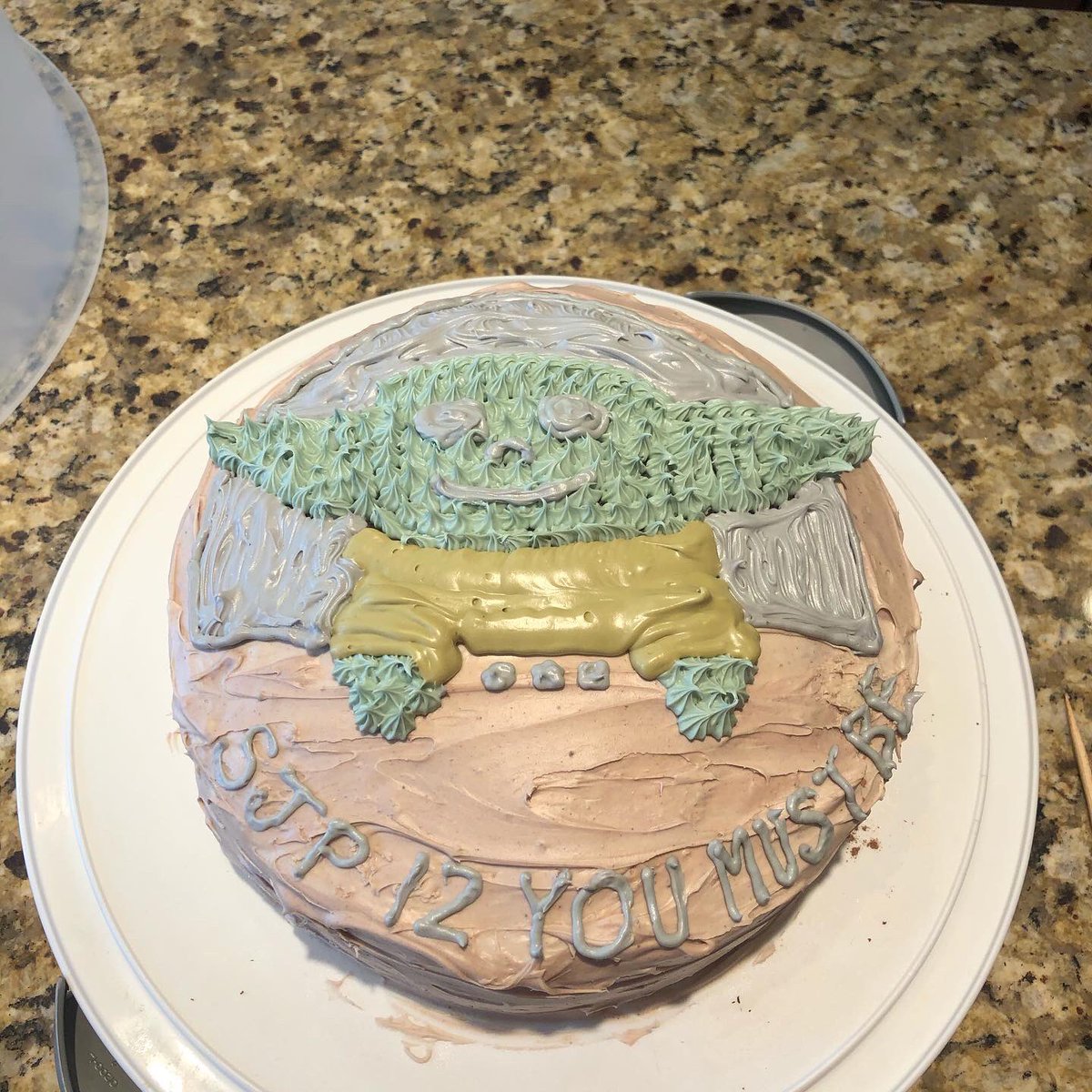 mrspeteyahs's tweet photo. It’s time to bake @AthensStuco SJP turned 12 yesterday! #babyyodacake #bakechallenge https://t.co/IcidAM9WZT