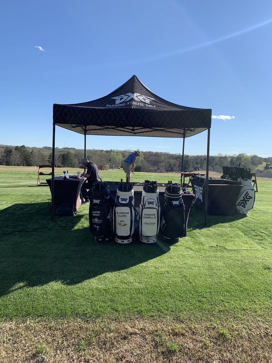 MarkErnstgolf's tweet photo. Thanks to @Chris_Blackham and @pxg for the terrific fitting for our new @PXGTroops yesterday at #Crosscreekplantation. That black bag on the bottom left looks very familiar @AustinErnst92 https://t.co/OKFo5GzMg4