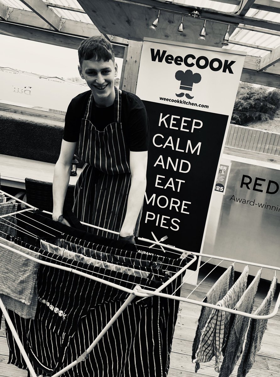 Wee_COOK's tweet image. WeeCOOK Apprentice chef Jason now apprentice laundry man too. Needs must. Stay safe.#apprentice #apprenticechefs #angus #skillsdevelopmentscotland #modernapprenticeship #chef #laundry #food #delivery #takeaway #pies #staysafe #staystrong #foodwithoutfear #weecook