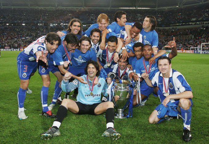 's Media: 🔵2β£0β£0β£4β£🏆
#UCL | #ThrowbackThursday https://t.co/rZXbX9CmEY 's Media: 🔵2β£0β£0β£4β£🏆
#UCL | #ThrowbackThursday https://t.co/rZXbX9CmEY